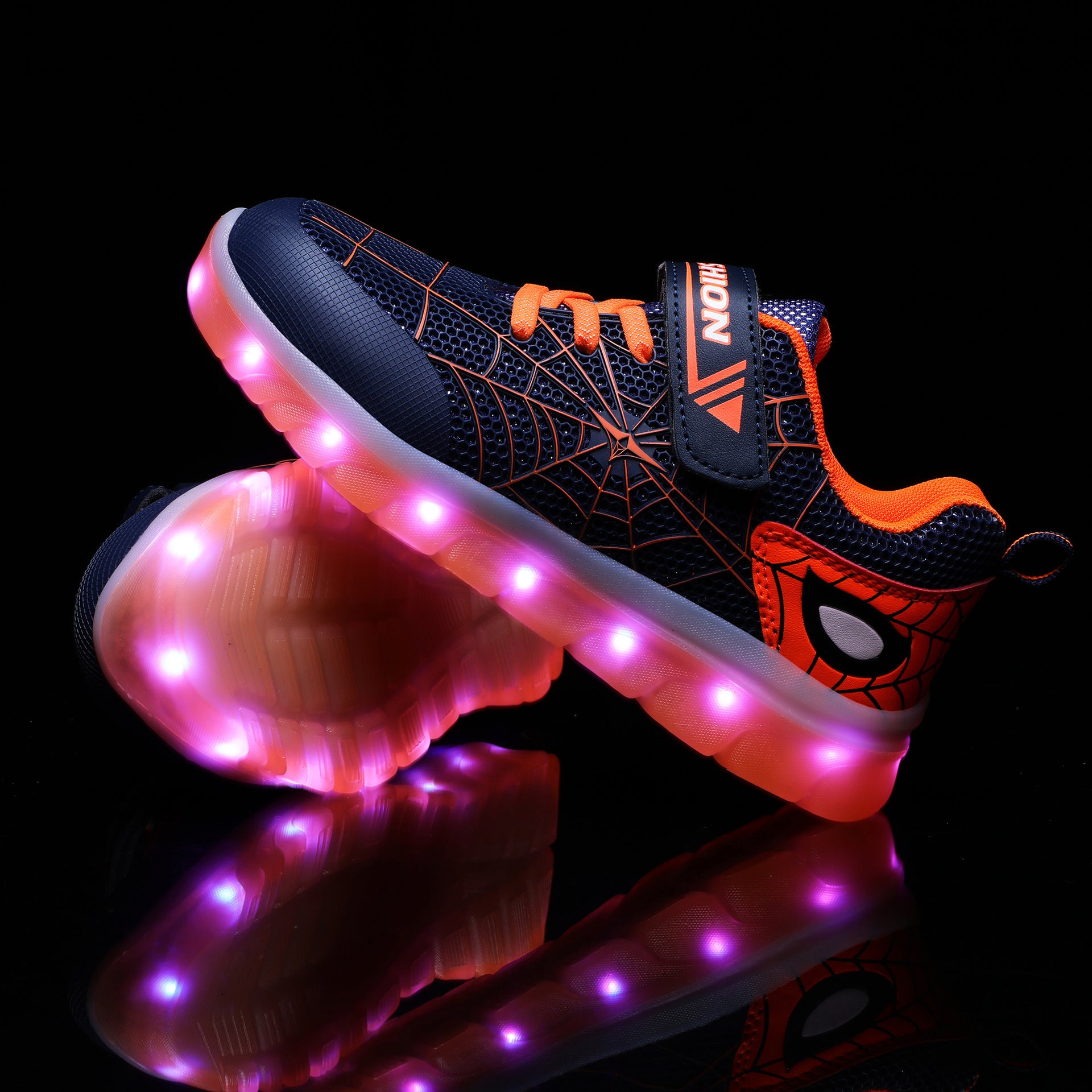 FlashRun USB Glow Shoes - Drivegears