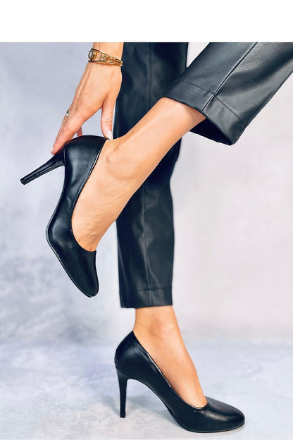 Women's Pumps on a 9.5 cm Stiletto Heel: Classic Elegance