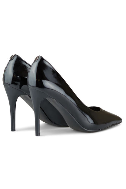 Classic Stilettos: Timeless Elegance