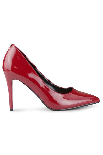 Classic Stilettos: Timeless Elegance