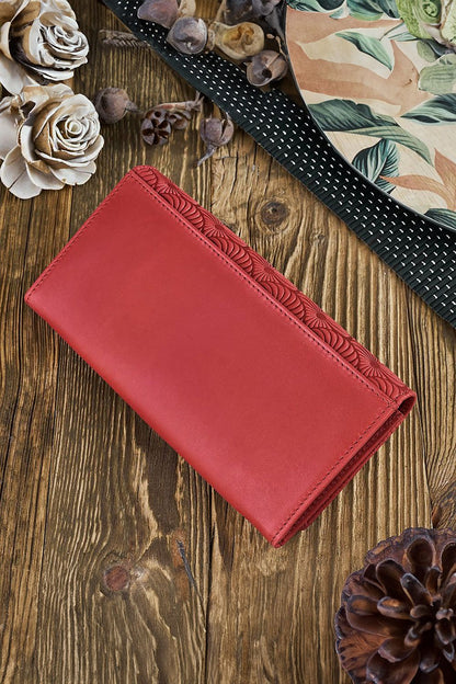 Geometric Pattern Leather Wallet