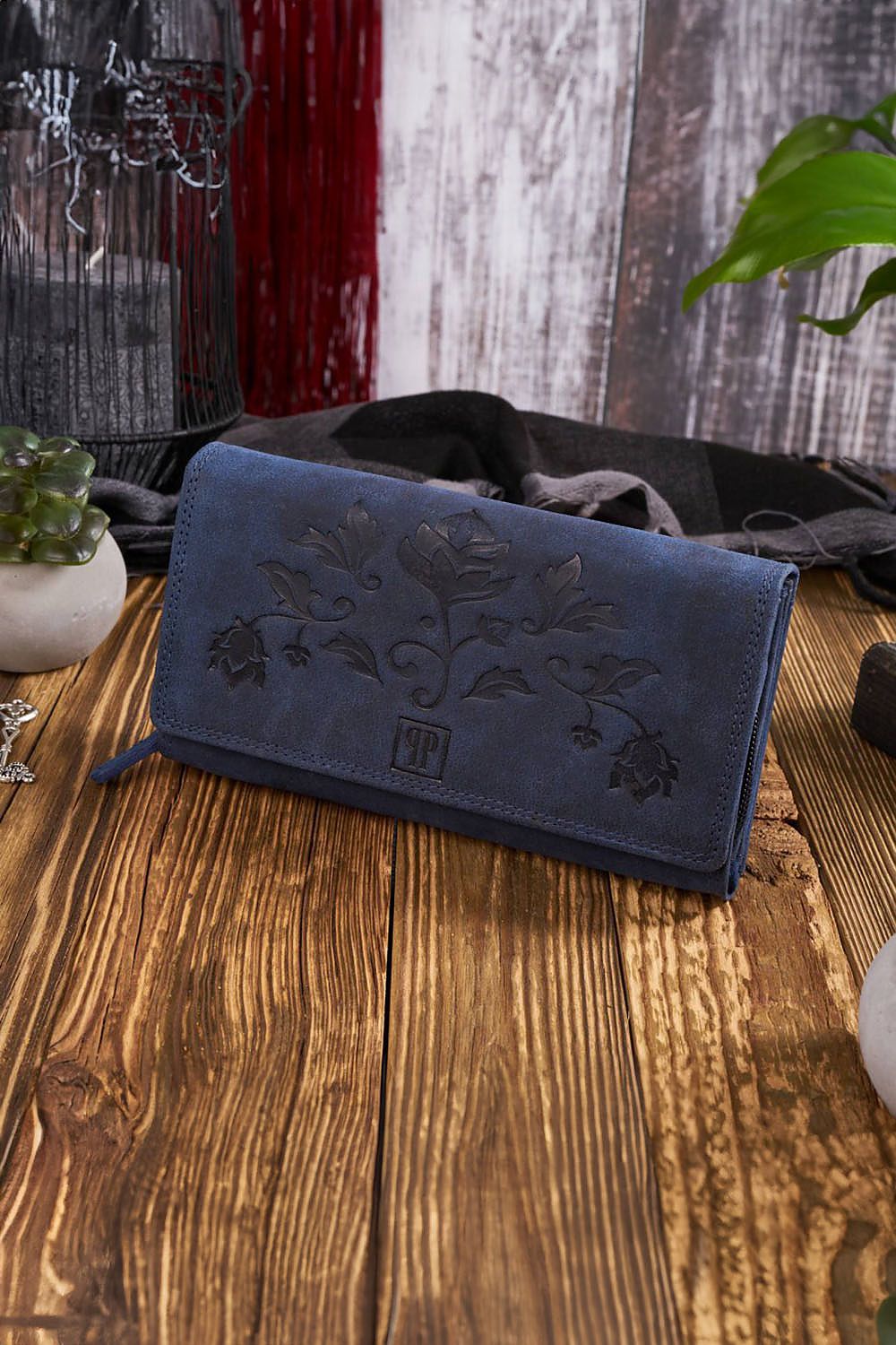 Vintage Women's Wallet with Floral Embossing