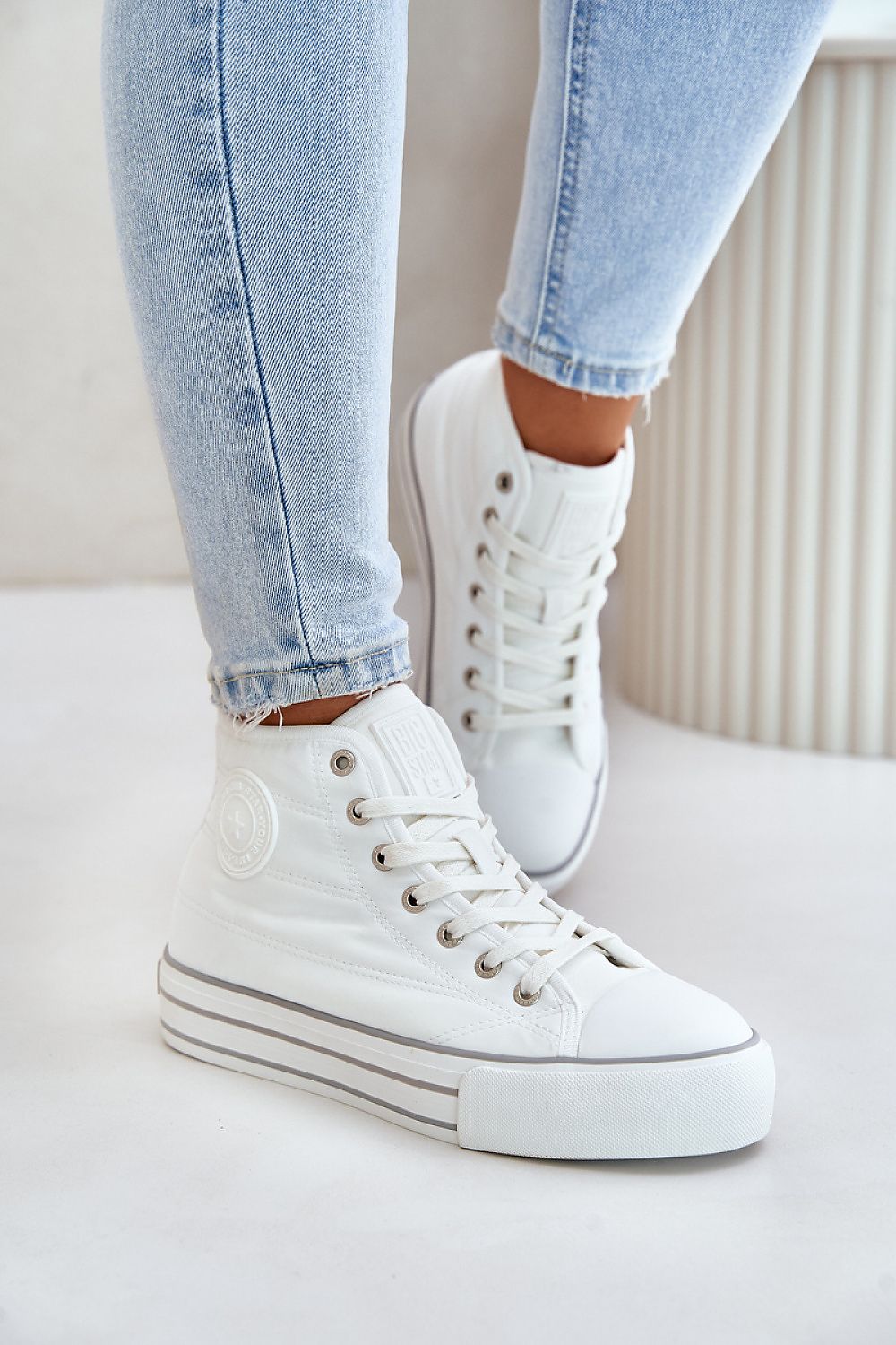 Trendy Sneakers for Womens