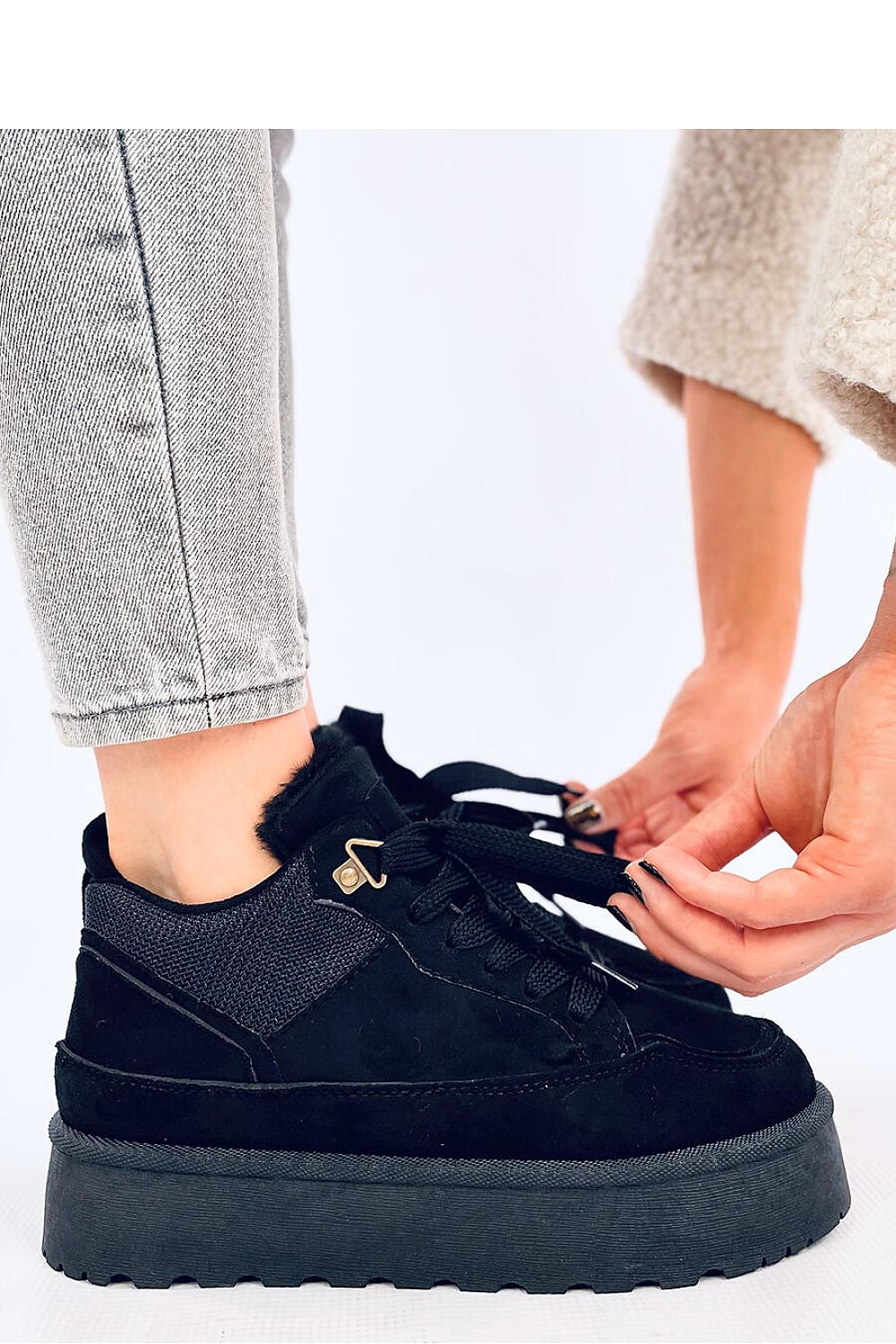 Womens Sneaker - Black