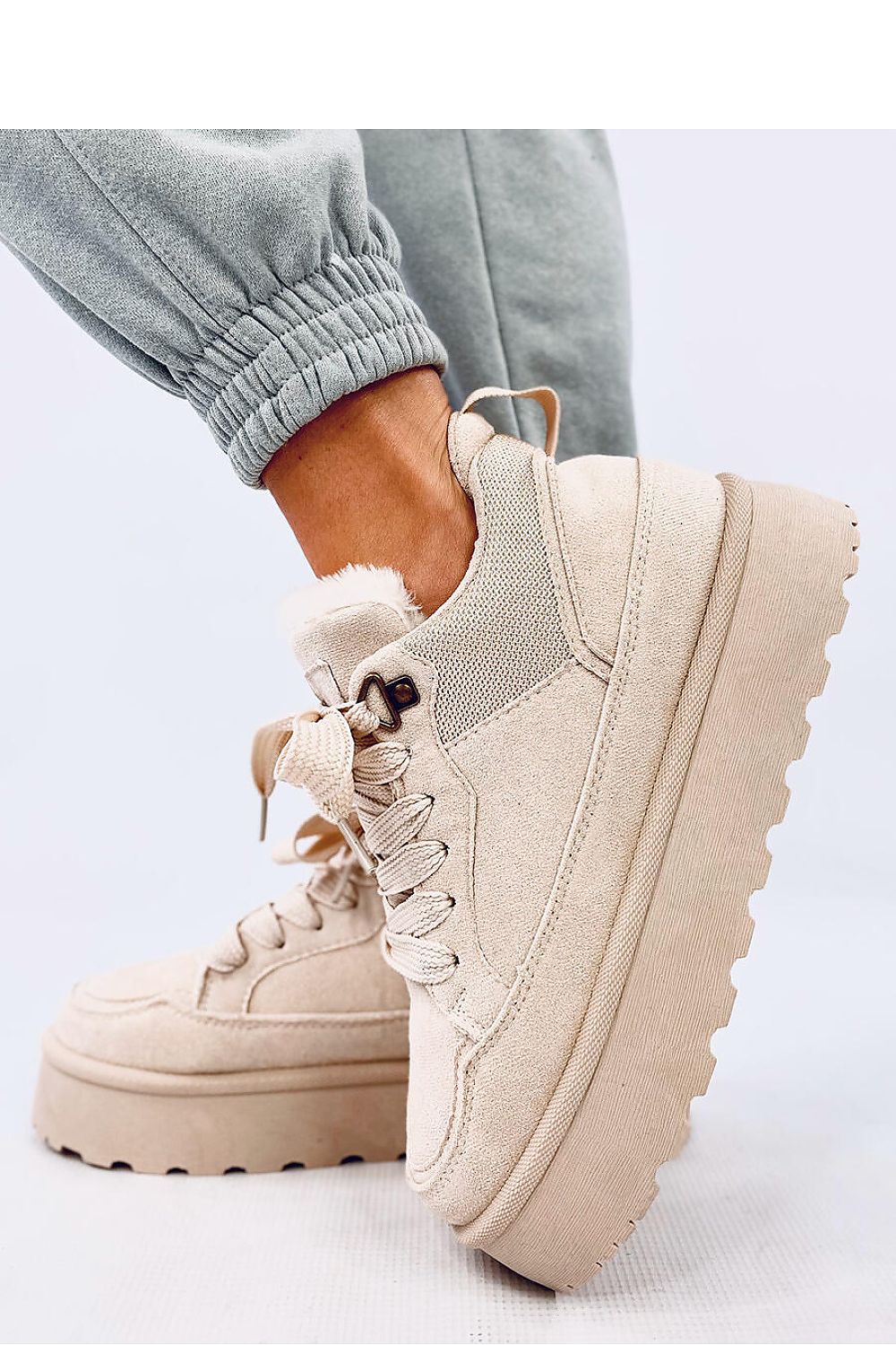 White High Sneakers