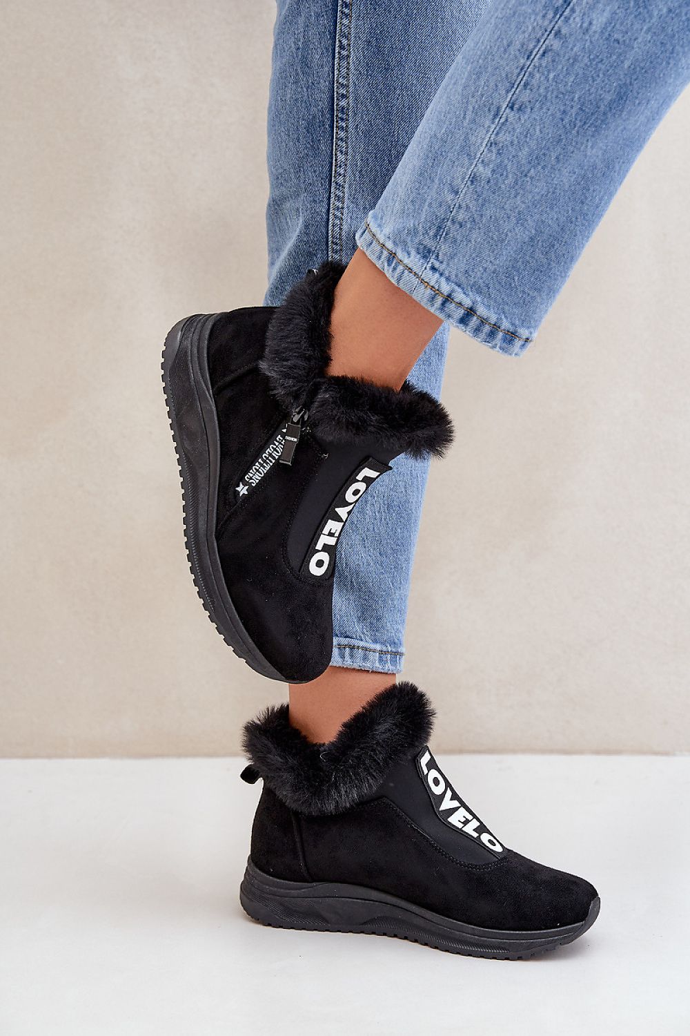 Women's Eco-Suede Sneakers with Fur Lining